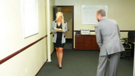 Hot american milf Brittney Skye in sexy skirt fucked in shaved pussy after sucking rod in office